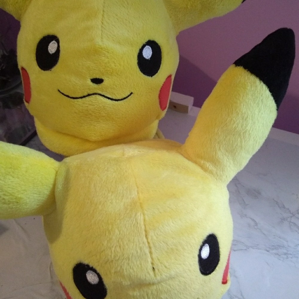 Pokemon Pikachu slippers (kids)